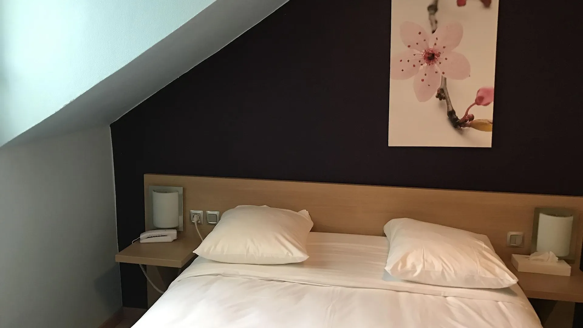 Tipi 2* Paris